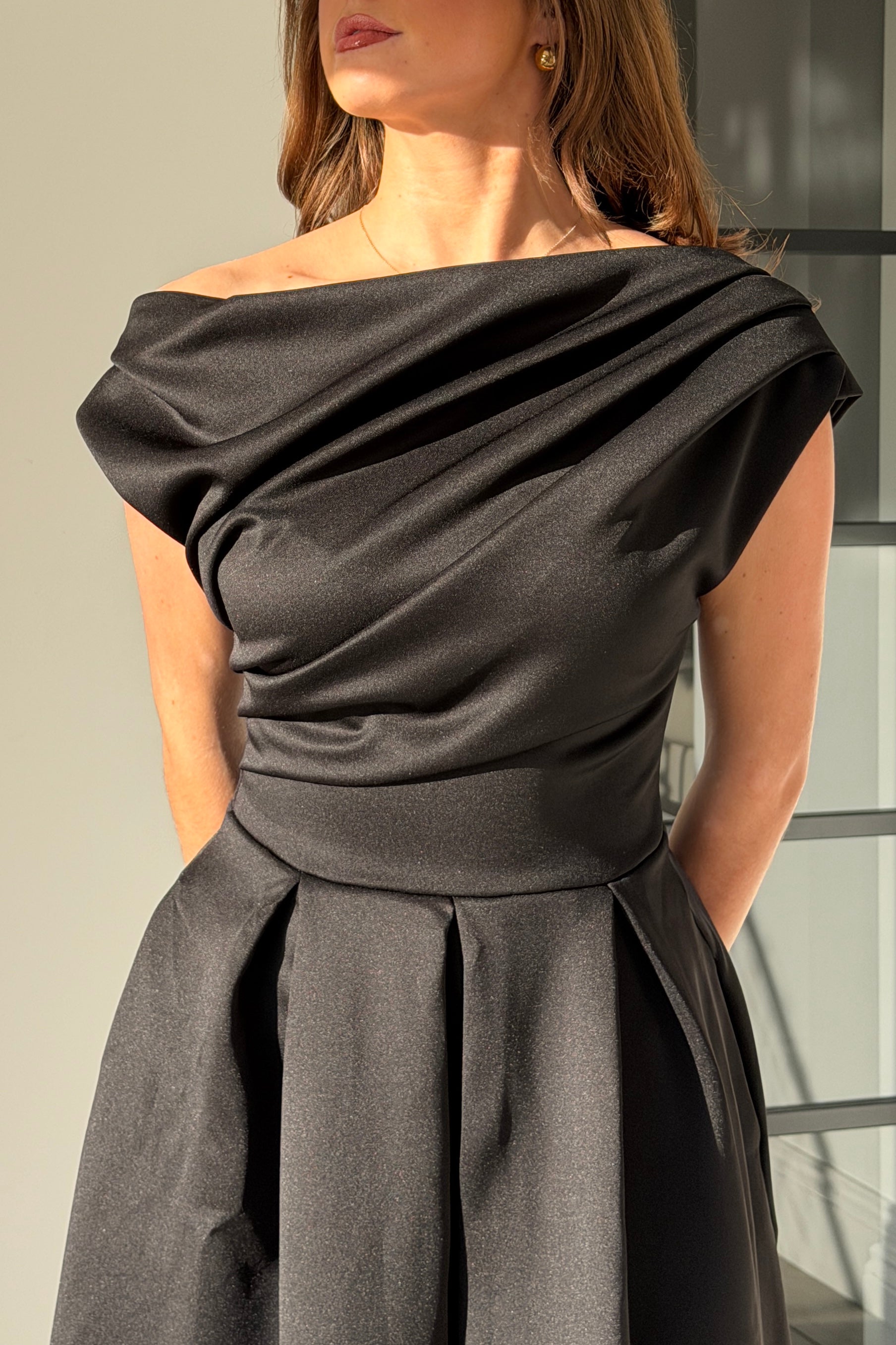 Betty Asymmetric Midi Dress Black