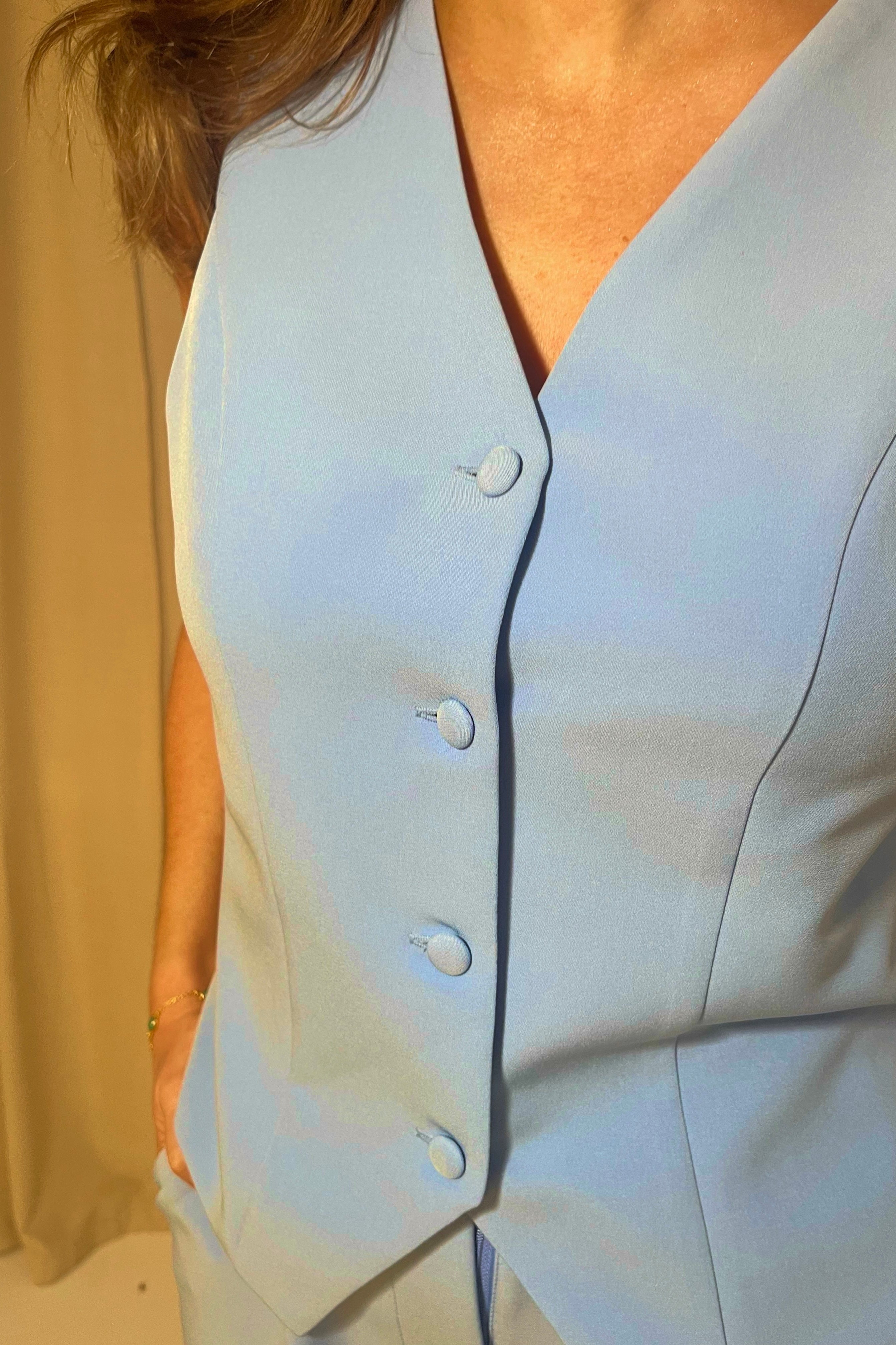 Bobbi  Non-Returnable Final Sale