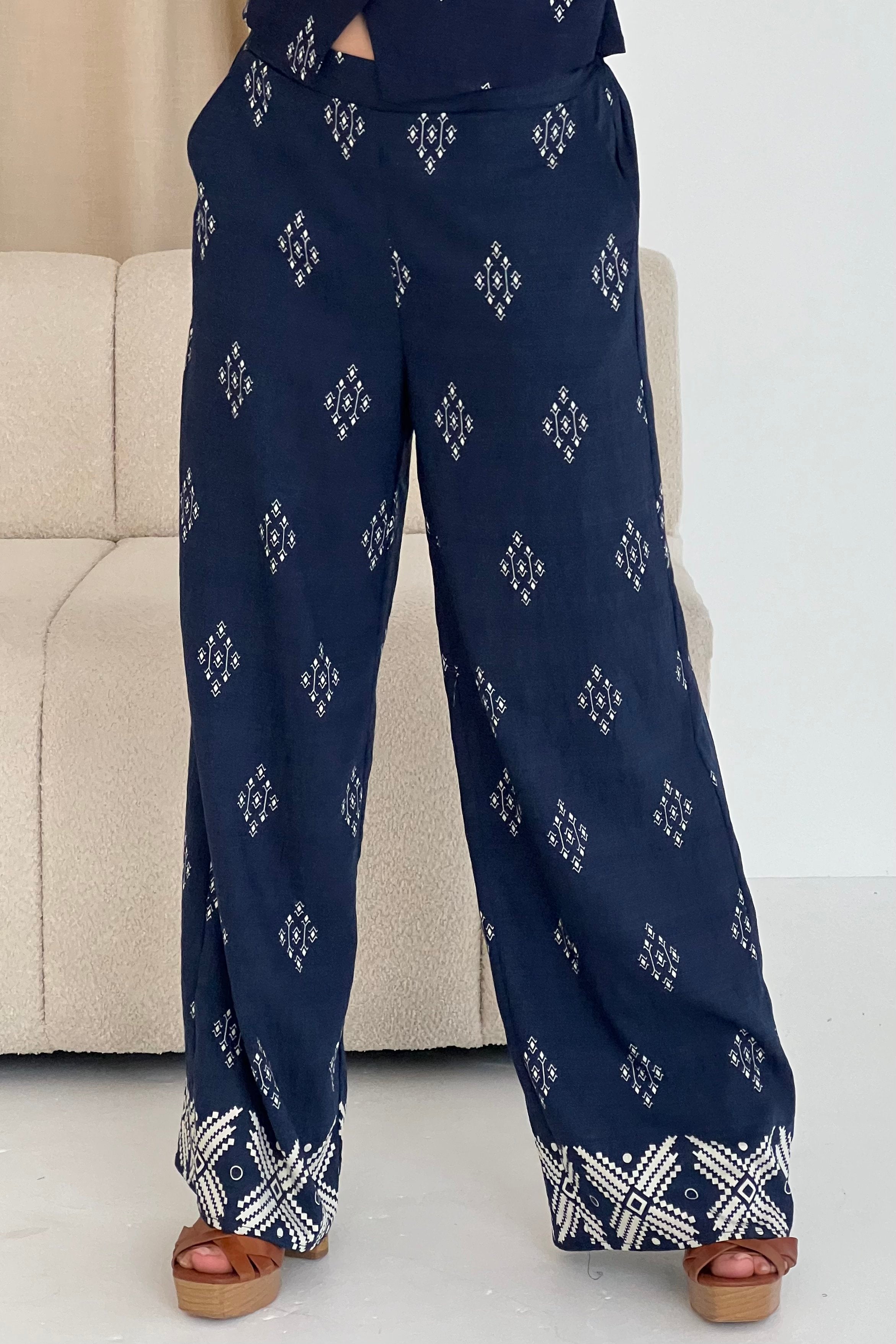 Cara  Non-Returnable Final Sale